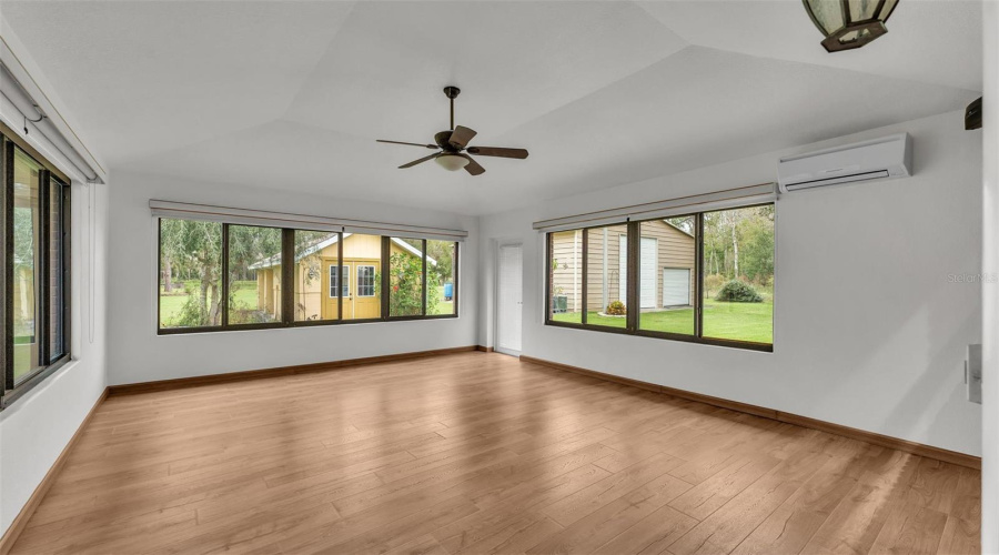 Florida Room With Ac