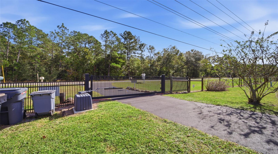 Lakeland, Florida 33809, 3 Bedroom Bedrooms, ,2 Bathroombathrooms,Residential,For Sale,Moore,0,Mfrl4963674