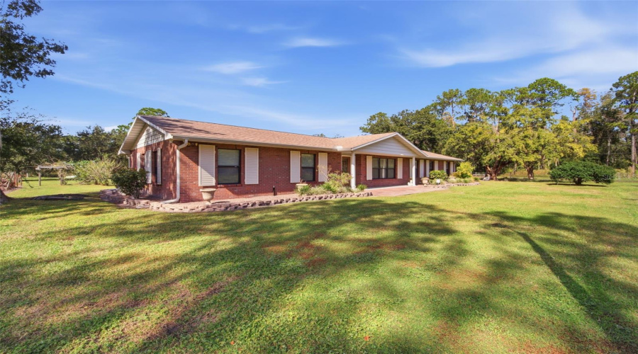 Lakeland, Florida 33809, 3 Bedroom Bedrooms, ,2 Bathroombathrooms,Residential,For Sale,Moore,0,Mfrl4963674