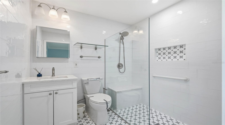 Bradenton, Florida 34207, 2 Bedroom Bedrooms, ,2 Bathroombathrooms,Residential,For Sale,46Th Avenue,0,Mfrtb8525764