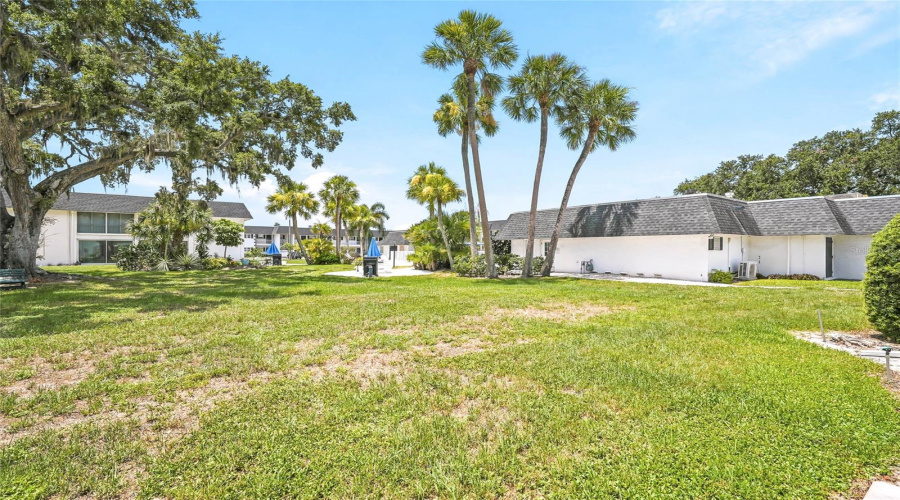 Bradenton, Florida 34207, 2 Bedroom Bedrooms, ,2 Bathroombathrooms,Residential,For Sale,46Th Avenue,0,Mfrtb8525764