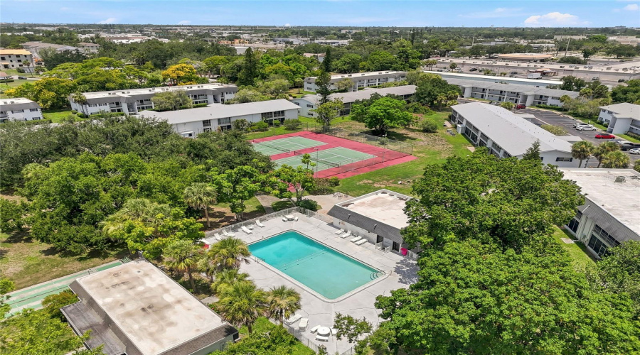 Bradenton, Florida 34207, 2 Bedroom Bedrooms, ,2 Bathroombathrooms,Residential,For Sale,46Th Avenue,0,Mfrtb8525764