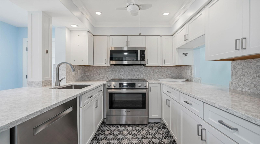 Bradenton, Florida 34207, 2 Bedroom Bedrooms, ,2 Bathroombathrooms,Residential,For Sale,46Th Avenue,0,Mfrtb8525764