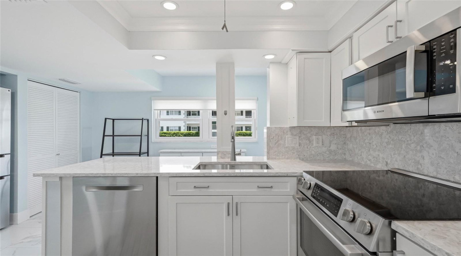 Bradenton, Florida 34207, 2 Bedroom Bedrooms, ,2 Bathroombathrooms,Residential,For Sale,46Th Avenue,0,Mfrtb8525764