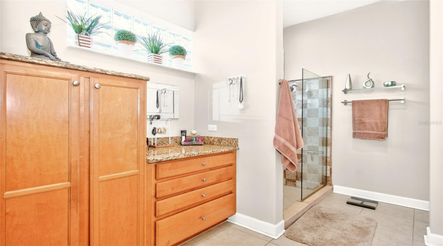 Valrico, Florida 33596, 3 Bedroom Bedrooms, ,3 Bathroombathrooms,Residential,For Sale,Fairway One,0,Mfrtb8492731