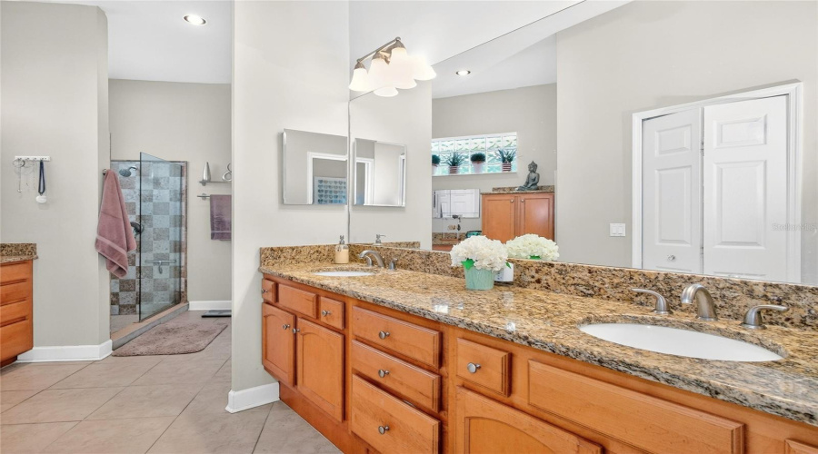 Valrico, Florida 33596, 3 Bedroom Bedrooms, ,3 Bathroombathrooms,Residential,For Sale,Fairway One,0,Mfrtb8492731