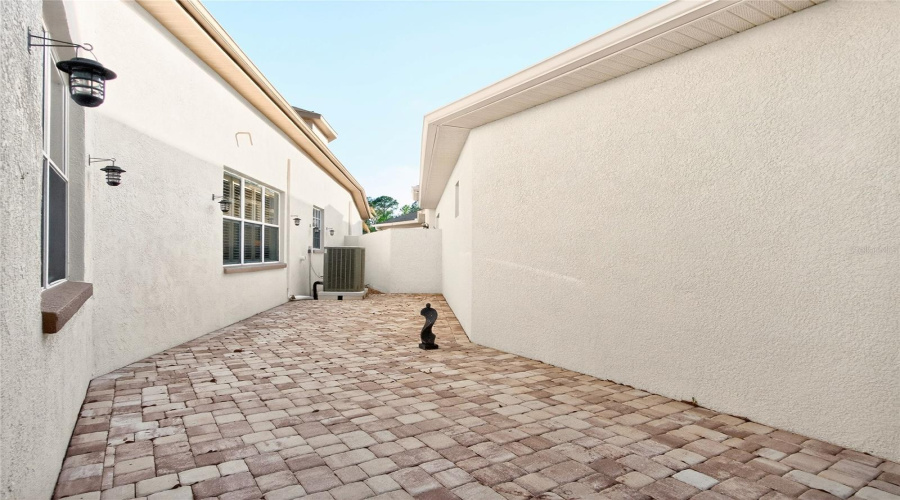 Valrico, Florida 33596, 3 Bedroom Bedrooms, ,3 Bathroombathrooms,Residential,For Sale,Fairway One,0,Mfrtb8492731
