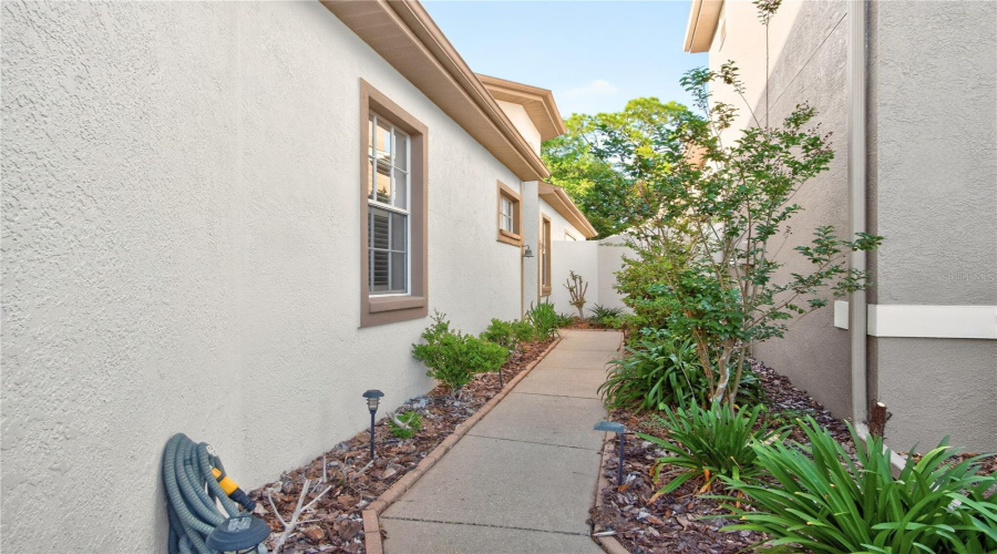 Valrico, Florida 33596, 3 Bedroom Bedrooms, ,3 Bathroombathrooms,Residential,For Sale,Fairway One,0,Mfrtb8492731