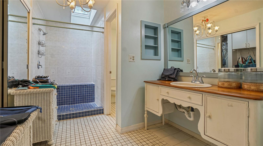 Kissimmee, Florida 34758, 3 Bedroom Bedrooms, ,2 Bathroombathrooms,Residential,For Sale,Harland,0,Mfro6419139