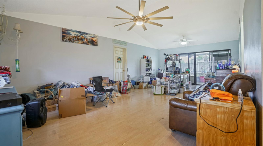 Kissimmee, Florida 34758, 3 Bedroom Bedrooms, ,2 Bathroombathrooms,Residential,For Sale,Harland,0,Mfro6419139