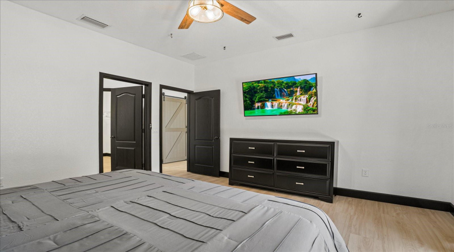 Sarasota, Florida 34237, 3 Bedroom Bedrooms, ,2 Bathroombathrooms,Residential,For Sale,Shade,0,Mfrn6143460
