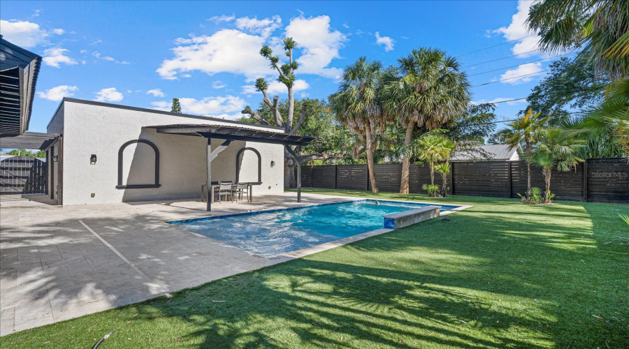 Sarasota, Florida 34237, 3 Bedroom Bedrooms, ,2 Bathroombathrooms,Residential,For Sale,Shade,0,Mfrn6143460