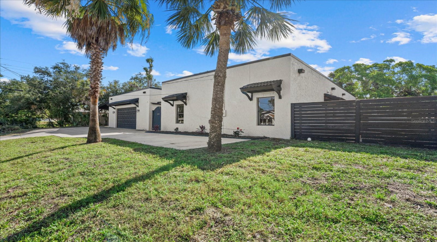 Sarasota, Florida 34237, 3 Bedroom Bedrooms, ,2 Bathroombathrooms,Residential,For Sale,Shade,0,Mfrn6143460