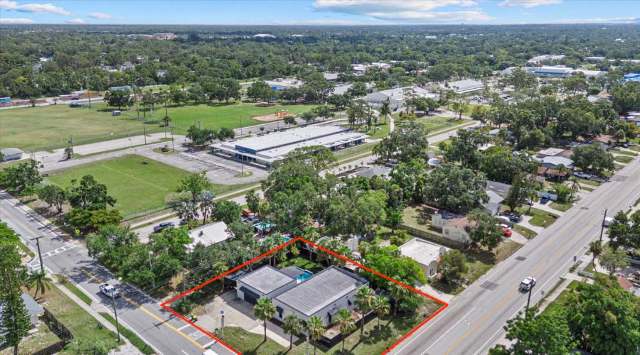 Sarasota, Florida 34237, 3 Bedroom Bedrooms, ,2 Bathroombathrooms,Residential,For Sale,Shade,0,Mfrn6143460