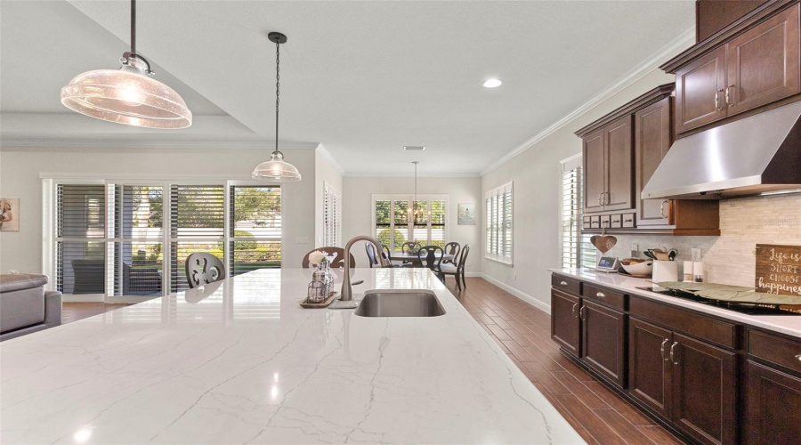 Tampa, Florida 33624, 4 Bedroom Bedrooms, ,3 Bathroombathrooms,Residential,For Sale,Lakecastle,0,Mfrtb8513935