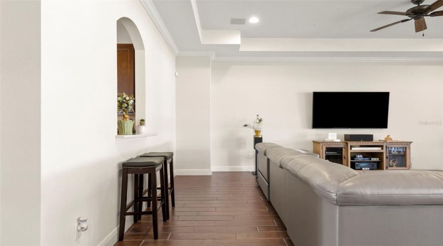 Tampa, Florida 33624, 4 Bedroom Bedrooms, ,3 Bathroombathrooms,Residential,For Sale,Lakecastle,0,Mfrtb8513935