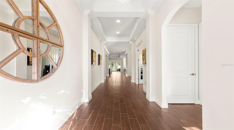 Tampa, Florida 33624, 4 Bedroom Bedrooms, ,3 Bathroombathrooms,Residential,For Sale,Lakecastle,0,Mfrtb8513935