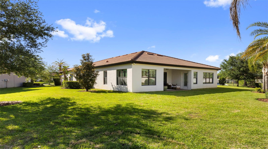 Tampa, Florida 33624, 4 Bedroom Bedrooms, ,3 Bathroombathrooms,Residential,For Sale,Lakecastle,0,Mfrtb8513935