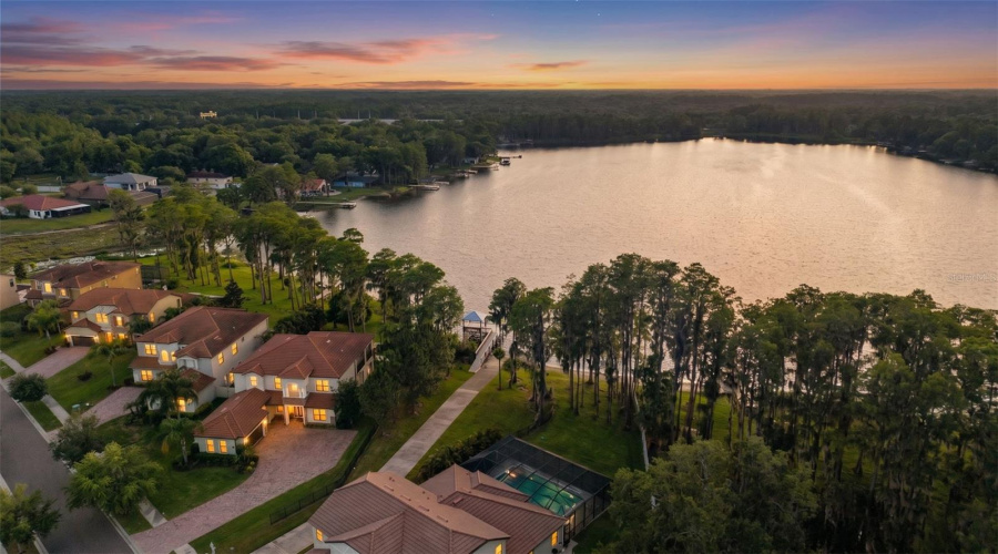 Tampa, Florida 33624, 4 Bedroom Bedrooms, ,3 Bathroombathrooms,Residential,For Sale,Lakecastle,0,Mfrtb8513935
