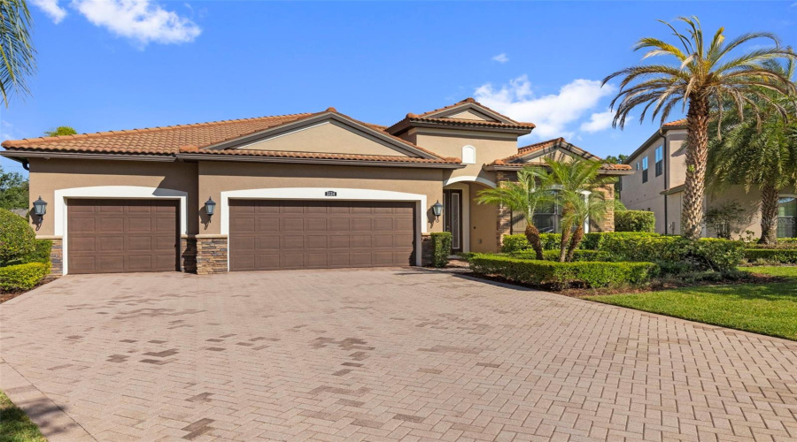 Tampa, Florida 33624, 4 Bedroom Bedrooms, ,3 Bathroombathrooms,Residential,For Sale,Lakecastle,0,Mfrtb8513935