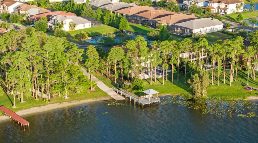 Tampa, Florida 33624, 4 Bedroom Bedrooms, ,3 Bathroombathrooms,Residential,For Sale,Lakecastle,0,Mfrtb8513935