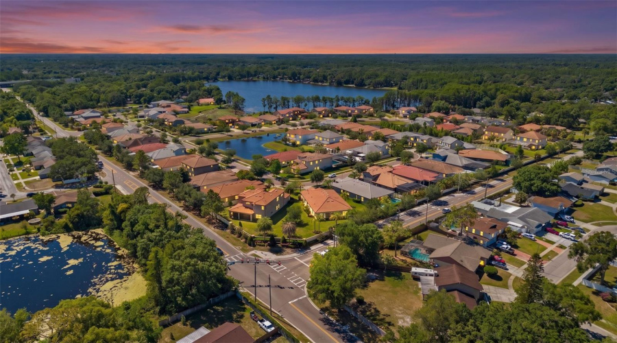 Tampa, Florida 33624, 4 Bedroom Bedrooms, ,3 Bathroombathrooms,Residential,For Sale,Lakecastle,0,Mfrtb8513935