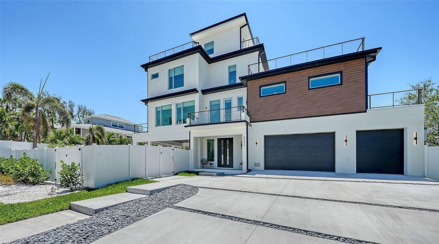 Sarasota, Florida 34242, 4 Bedroom Bedrooms, ,4 Bathroombathrooms,Residential,For Sale,Midnight Pass,0,Mfra4702119