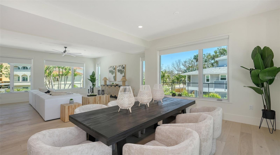 Sarasota, Florida 34242, 4 Bedroom Bedrooms, ,4 Bathroombathrooms,Residential,For Sale,Midnight Pass,0,Mfra4702119