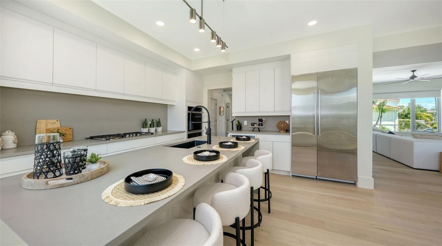 Sarasota, Florida 34242, 4 Bedroom Bedrooms, ,4 Bathroombathrooms,Residential,For Sale,Midnight Pass,0,Mfra4702119