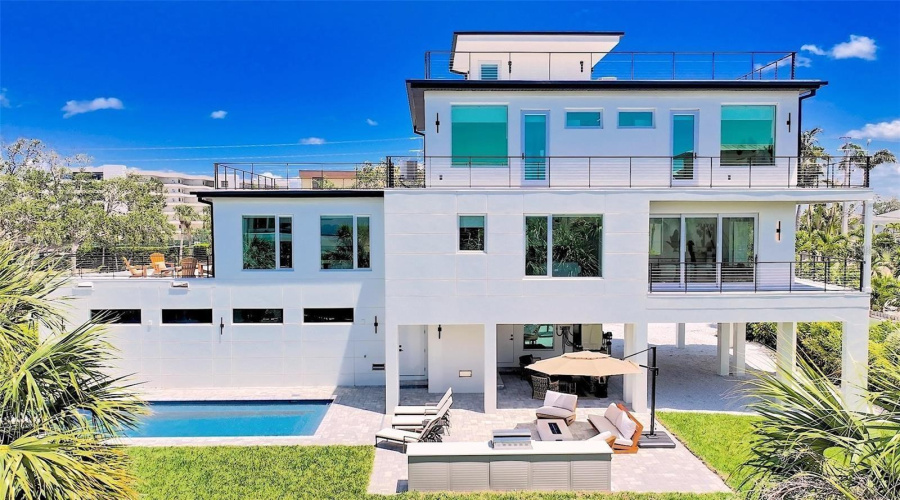 Sarasota, Florida 34242, 4 Bedroom Bedrooms, ,4 Bathroombathrooms,Residential,For Sale,Midnight Pass,0,Mfra4702119