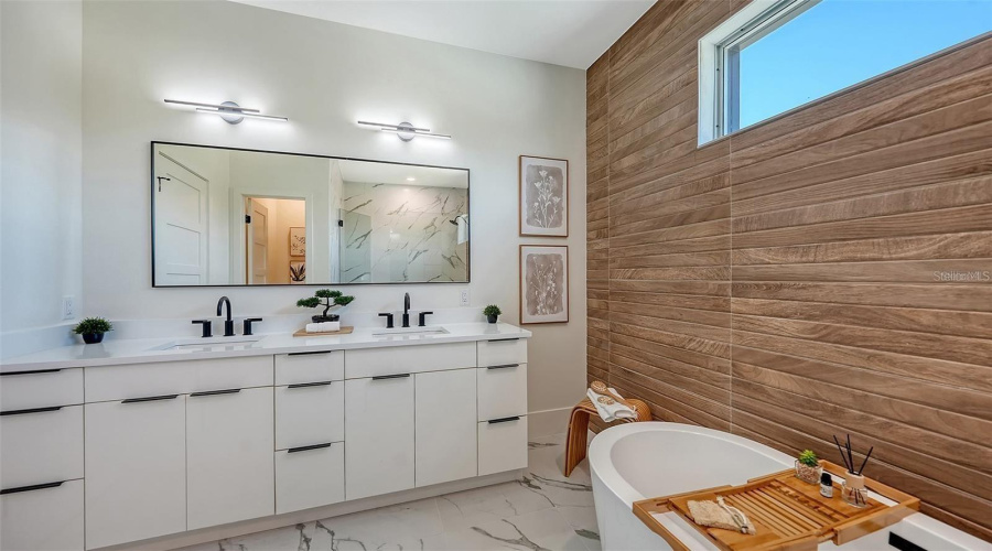Sarasota, Florida 34242, 4 Bedroom Bedrooms, ,4 Bathroombathrooms,Residential,For Sale,Midnight Pass,0,Mfra4702119
