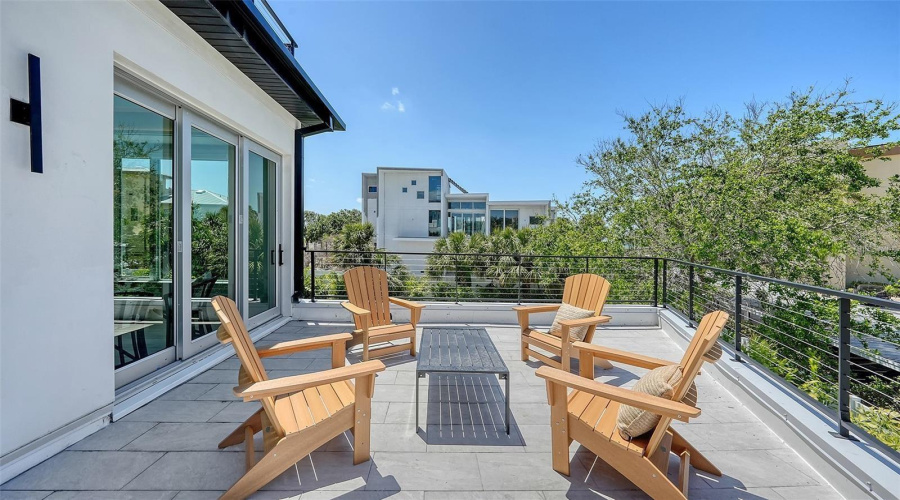 Sarasota, Florida 34242, 4 Bedroom Bedrooms, ,4 Bathroombathrooms,Residential,For Sale,Midnight Pass,0,Mfra4702119
