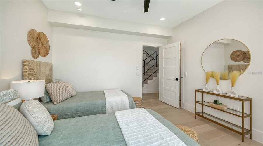 Sarasota, Florida 34242, 4 Bedroom Bedrooms, ,4 Bathroombathrooms,Residential,For Sale,Midnight Pass,0,Mfra4702119