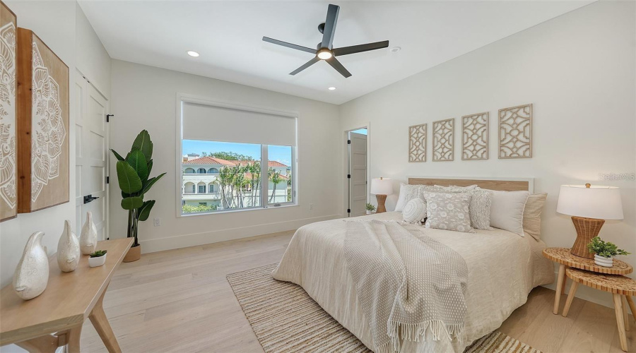 Sarasota, Florida 34242, 4 Bedroom Bedrooms, ,4 Bathroombathrooms,Residential,For Sale,Midnight Pass,0,Mfra4702119