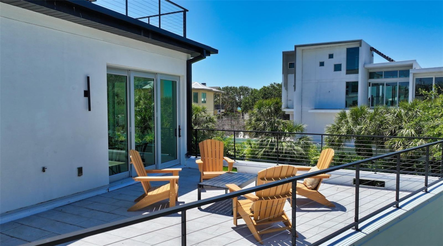 Sarasota, Florida 34242, 4 Bedroom Bedrooms, ,4 Bathroombathrooms,Residential,For Sale,Midnight Pass,0,Mfra4702119