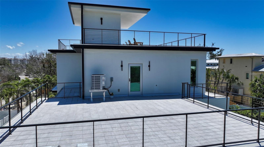 Sarasota, Florida 34242, 4 Bedroom Bedrooms, ,4 Bathroombathrooms,Residential,For Sale,Midnight Pass,0,Mfra4702119