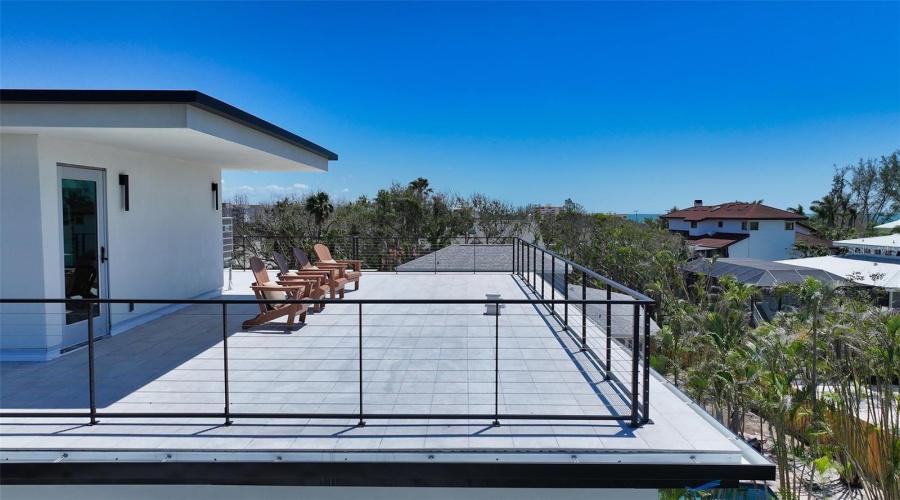 Sarasota, Florida 34242, 4 Bedroom Bedrooms, ,4 Bathroombathrooms,Residential,For Sale,Midnight Pass,0,Mfra4702119