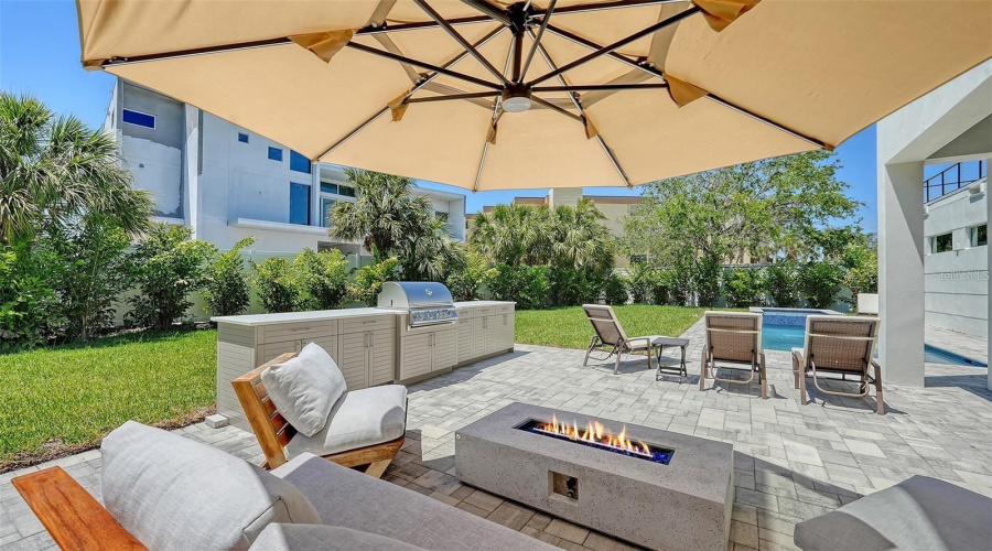 Sarasota, Florida 34242, 4 Bedroom Bedrooms, ,4 Bathroombathrooms,Residential,For Sale,Midnight Pass,0,Mfra4702119