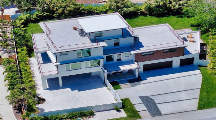 Sarasota, Florida 34242, 4 Bedroom Bedrooms, ,4 Bathroombathrooms,Residential,For Sale,Midnight Pass,0,Mfra4702119
