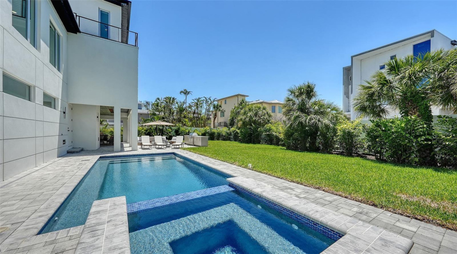 Sarasota, Florida 34242, 4 Bedroom Bedrooms, ,4 Bathroombathrooms,Residential,For Sale,Midnight Pass,0,Mfra4702119