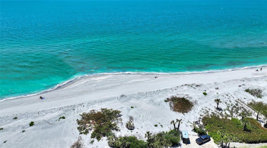 Sarasota, Florida 34242, 4 Bedroom Bedrooms, ,4 Bathroombathrooms,Residential,For Sale,Midnight Pass,0,Mfra4702119