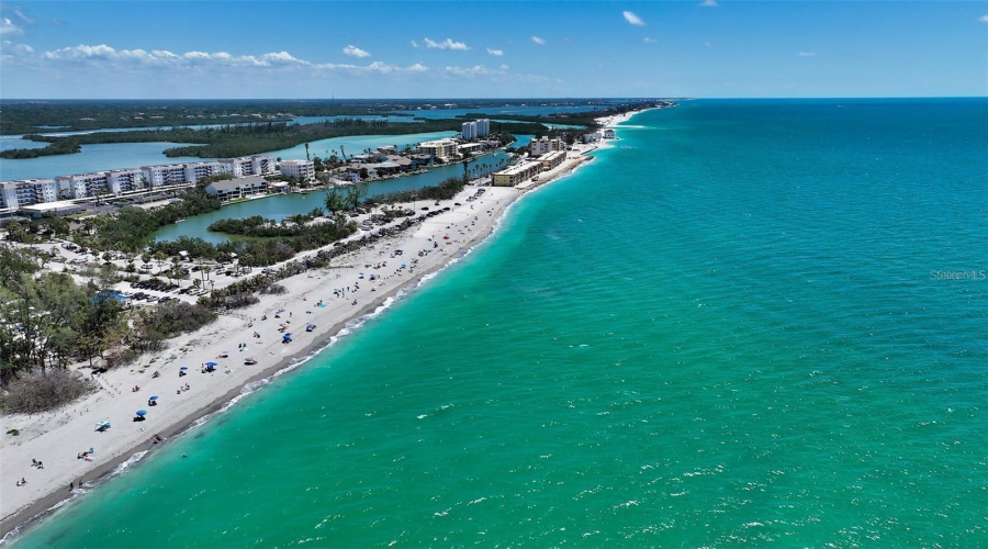 Sarasota, Florida 34242, 4 Bedroom Bedrooms, ,4 Bathroombathrooms,Residential,For Sale,Midnight Pass,0,Mfra4702119
