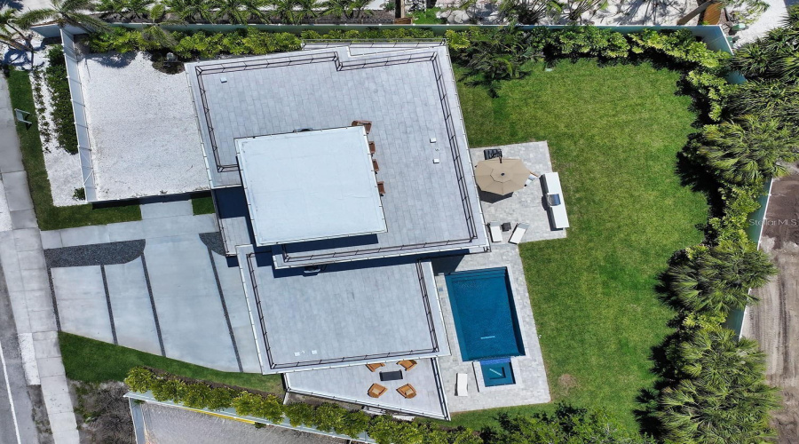 Sarasota, Florida 34242, 4 Bedroom Bedrooms, ,4 Bathroombathrooms,Residential,For Sale,Midnight Pass,0,Mfra4702119