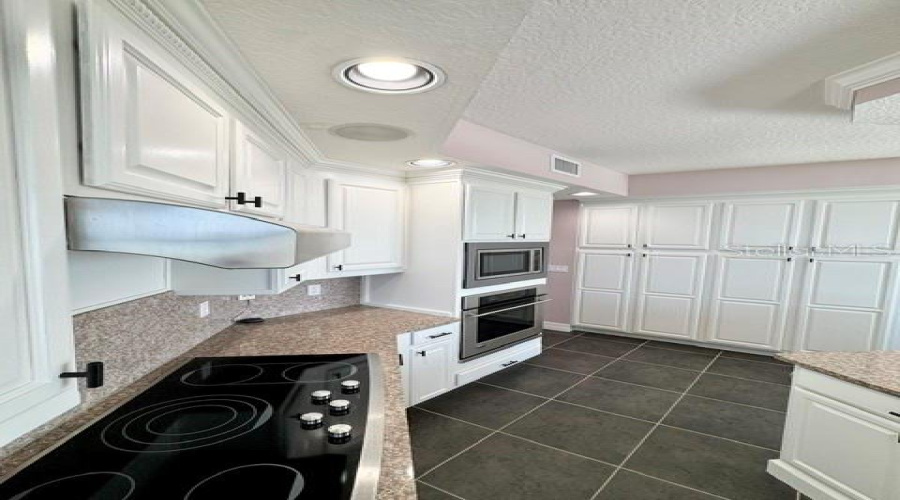 Daytona Beach, Florida 32118, 3 Bedroom Bedrooms, ,3 Bathroombathrooms,Residential,For Sale,Atlantic,0,Mfrv4944000