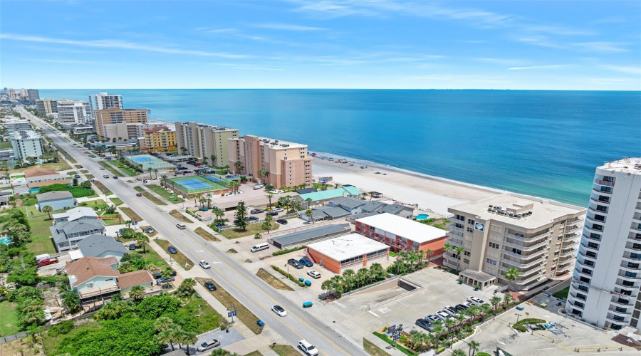 Daytona Beach, Florida 32118, 3 Bedroom Bedrooms, ,3 Bathroombathrooms,Residential,For Sale,Atlantic,0,Mfrv4944000