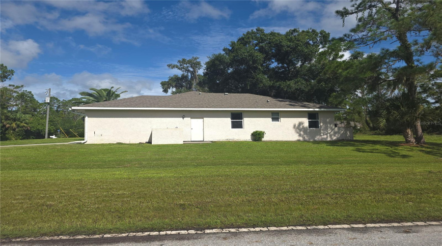 North Port, Florida 34286, 3 Bedroom Bedrooms, ,2 Bathroombathrooms,Residential,For Sale,Langsom,0,Mfrd6148318
