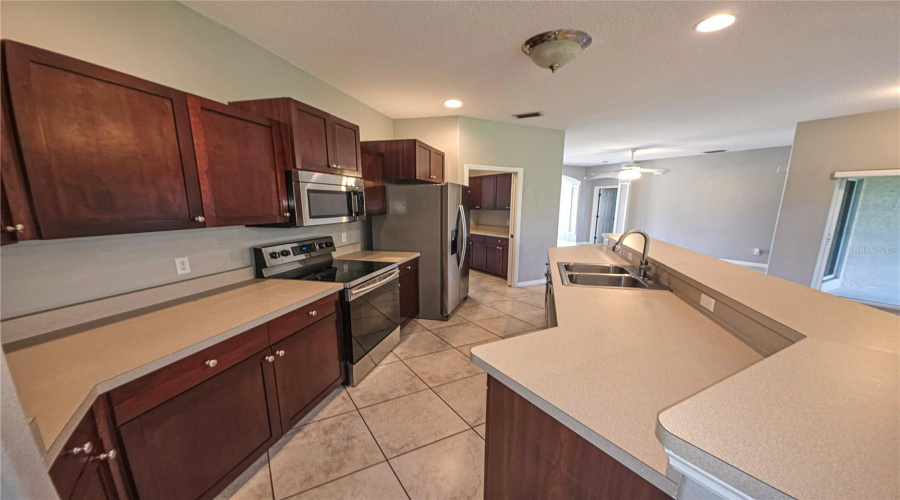 North Port, Florida 34286, 3 Bedroom Bedrooms, ,2 Bathroombathrooms,Residential,For Sale,Langsom,0,Mfrd6148318