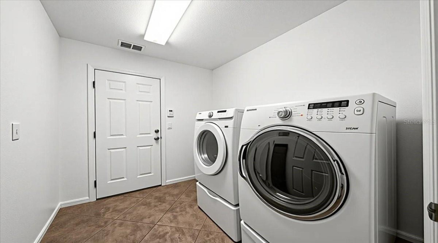 Ocala, Florida 34476, 3 Bedroom Bedrooms, ,2 Bathroombathrooms,Residential,For Sale,108Th,0,Mfrom730741