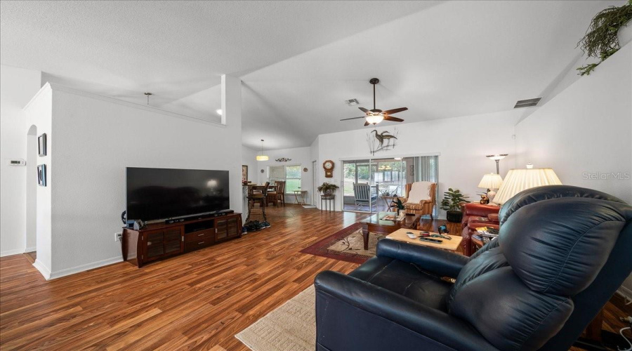 Ocala, Florida 34476, 3 Bedroom Bedrooms, ,2 Bathroombathrooms,Residential,For Sale,108Th,0,Mfrom730741