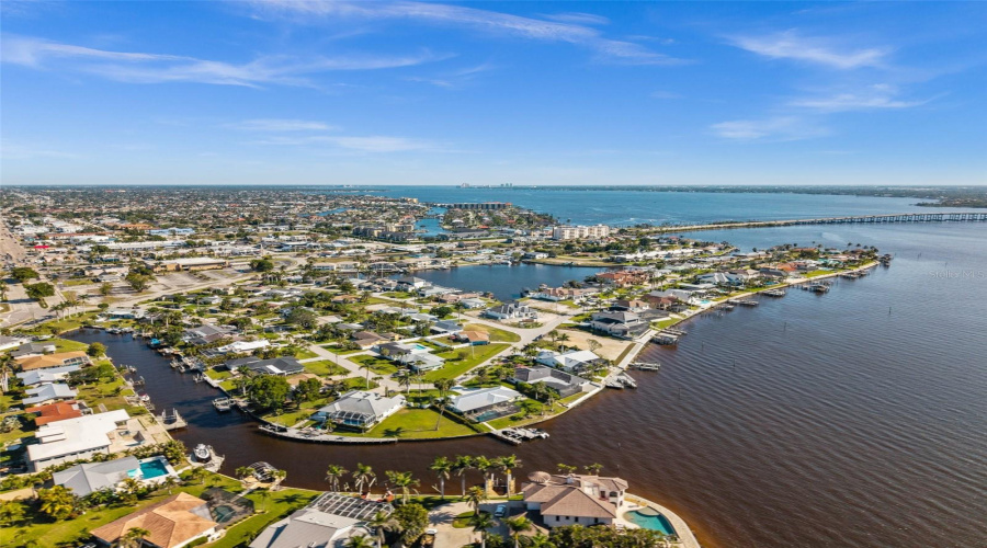 Cape Coral, Florida 33904, 4 Bedroom Bedrooms, ,3 Bathroombathrooms,Residential,For Sale,Edith Esplanade,0,Mfrc7507816